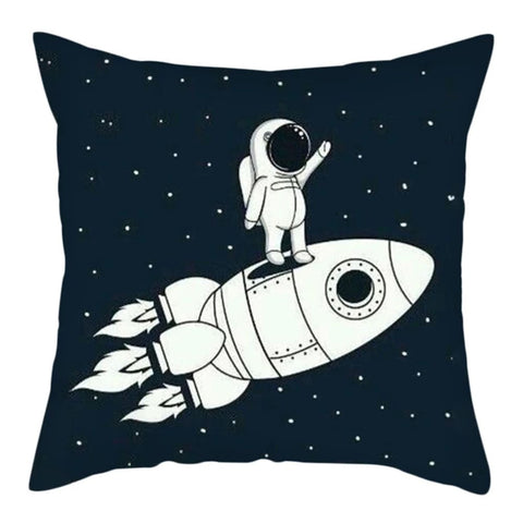 coussin_petit_astronaute_voyageur_espace_stellaire