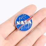 Pins logo NASA bleu