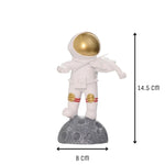 Taille figurine astronaute violoniste